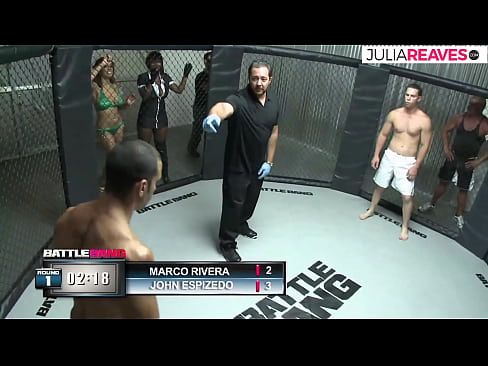 ❤️ Ultimate Fighter rast piştî şerekî di rîngê de keçikek jimare dike Tenê porno li porno ku.zoomporno.ru