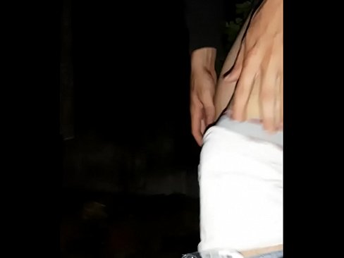 ❤️ Cîranê min xwe avêt ser dîwarê min ê karantînayê Tenê porno li porno ku.zoomporno.ru
